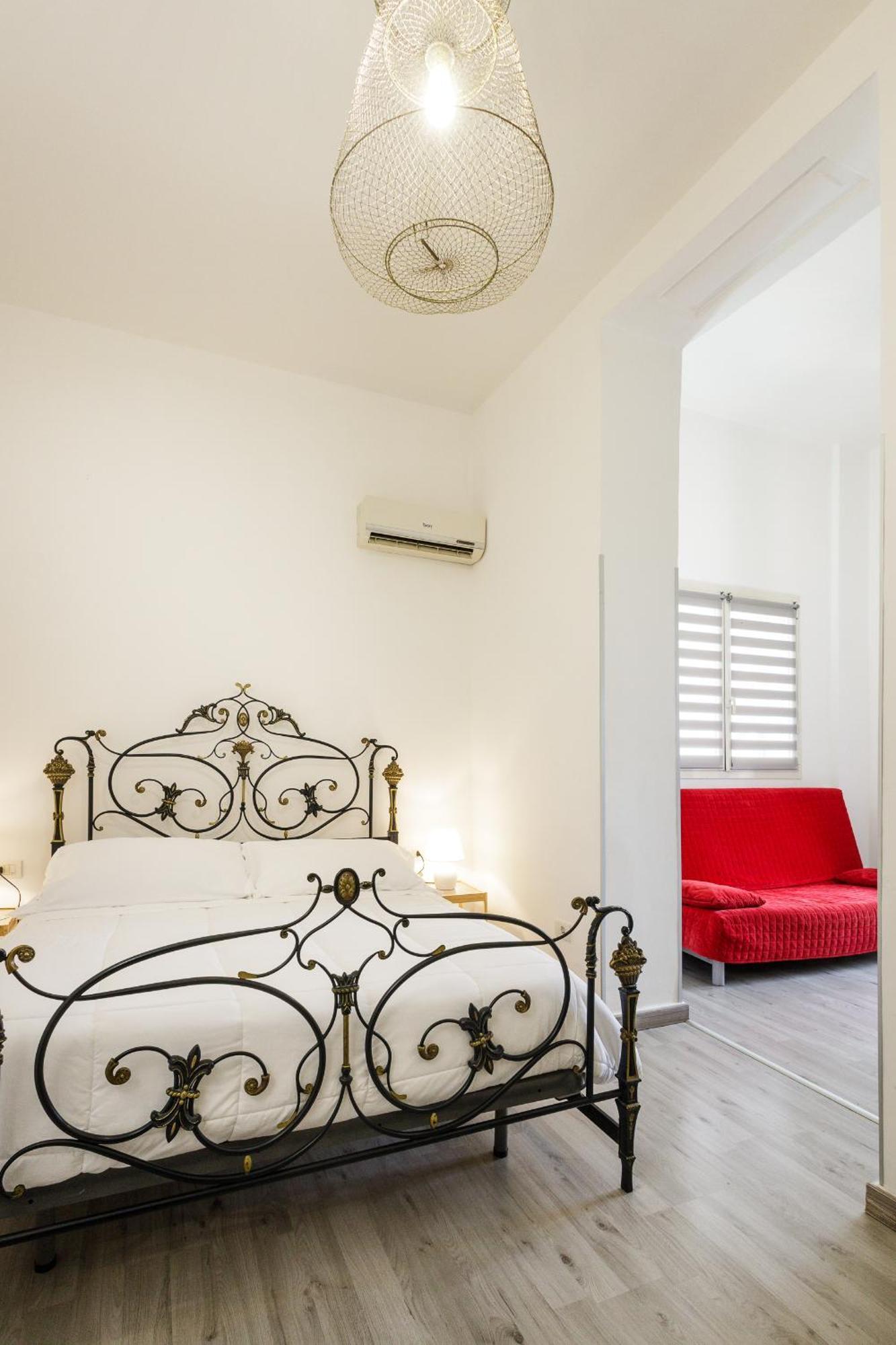Civico13 Bed & Breakfast Naples Luaran gambar