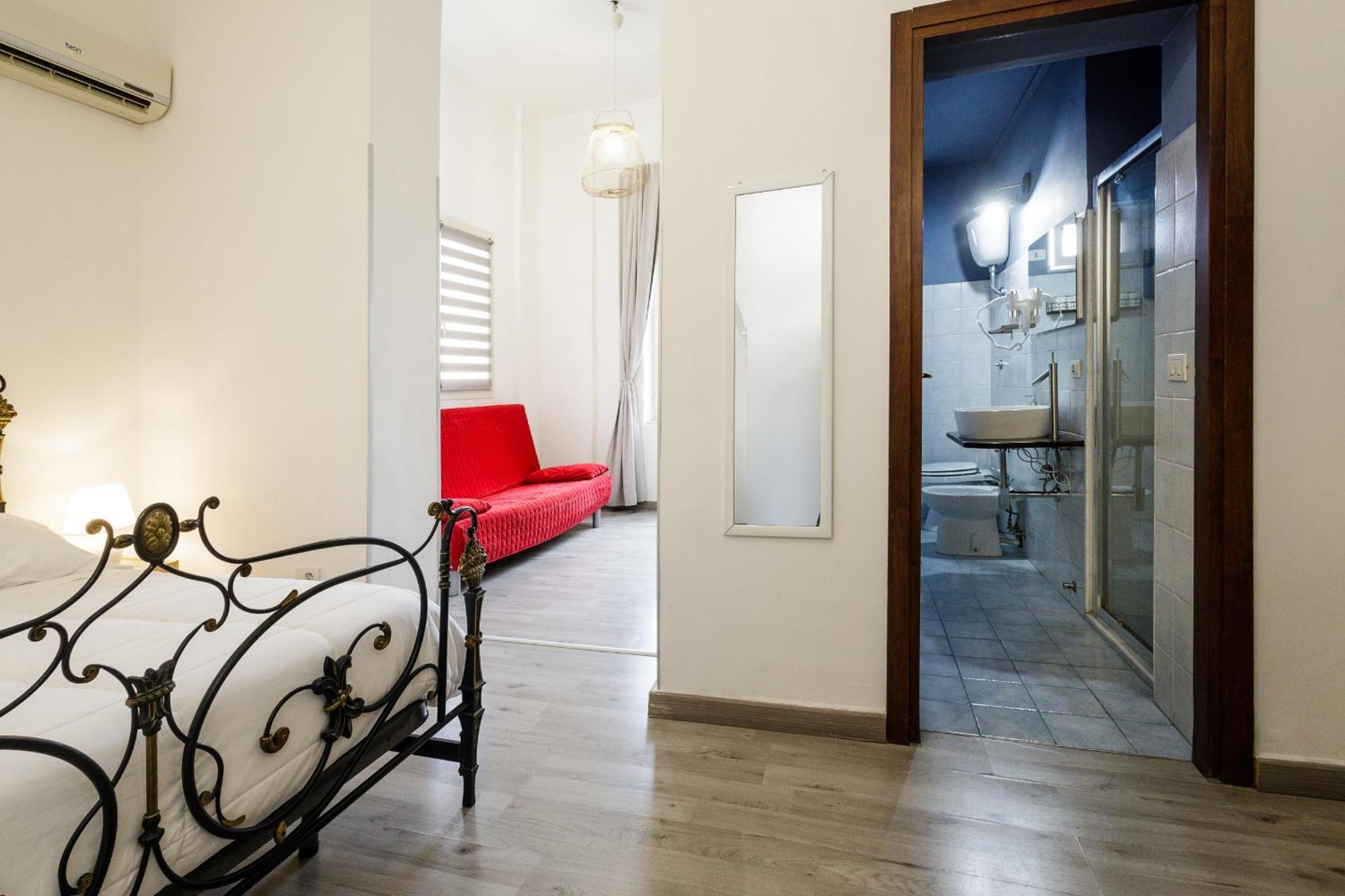 Civico13 Bed & Breakfast Naples Luaran gambar