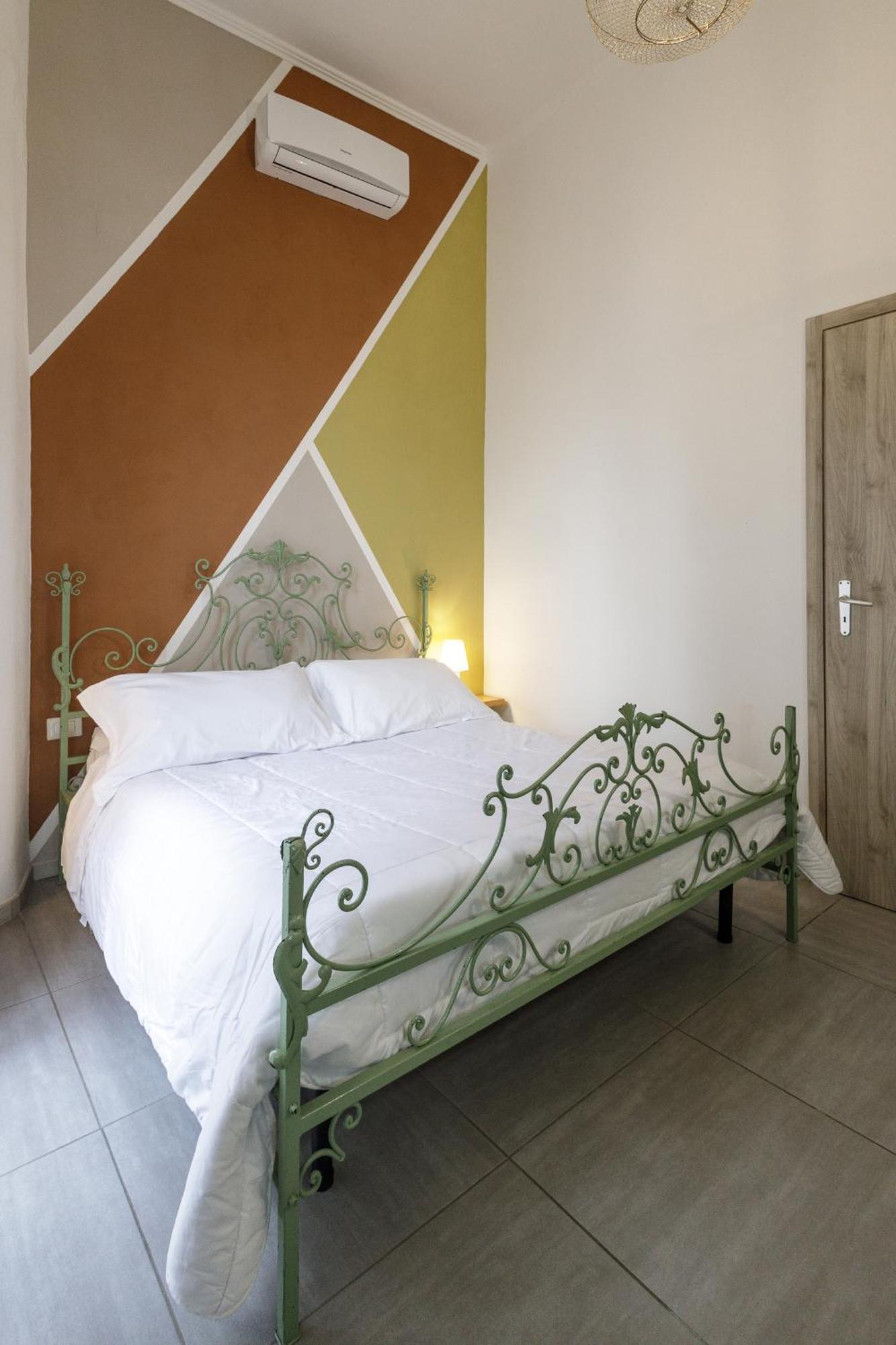 Civico13 Bed & Breakfast Naples Luaran gambar